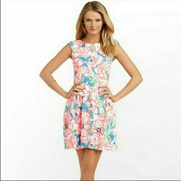 𝅺LILLY Pulitzer Lucky Charm Briella Dress S - Picture 1 of 6